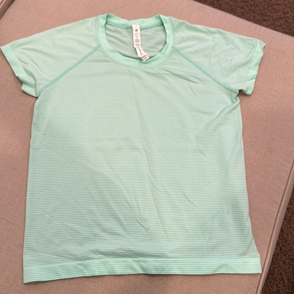 lululemon athletica Tops - Lululemon run swiftly top